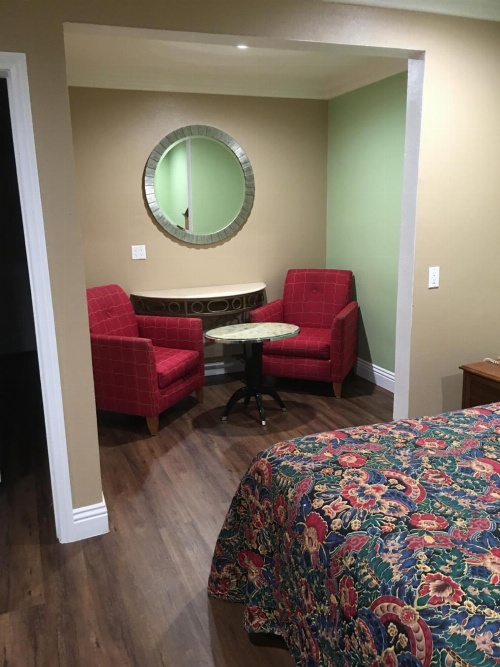 American Inn & Suites LAX Airport image 4