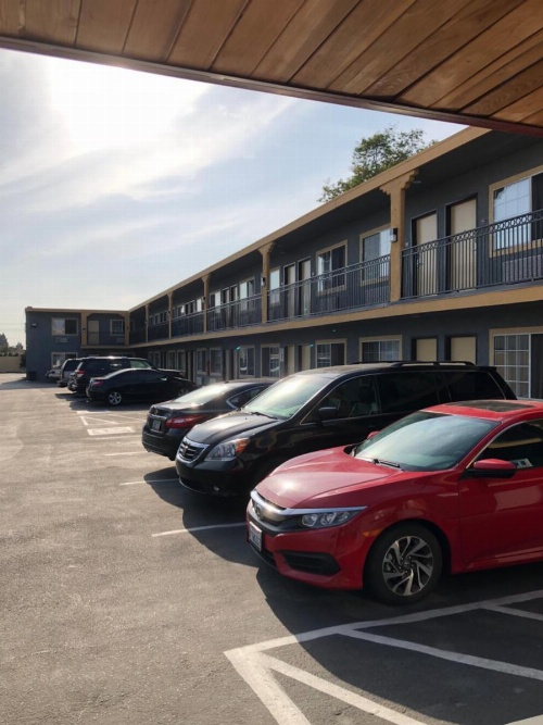 American Inn & Suites LAX Airport image 8